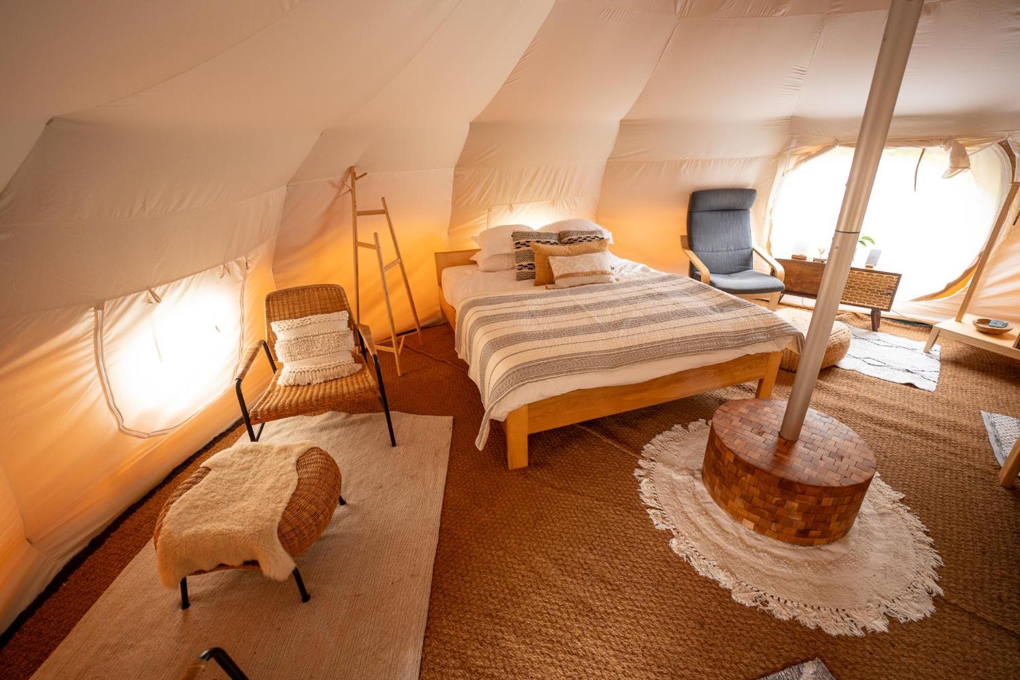 Hotel Glamping Gozdna Jasa Bovec Esterno foto