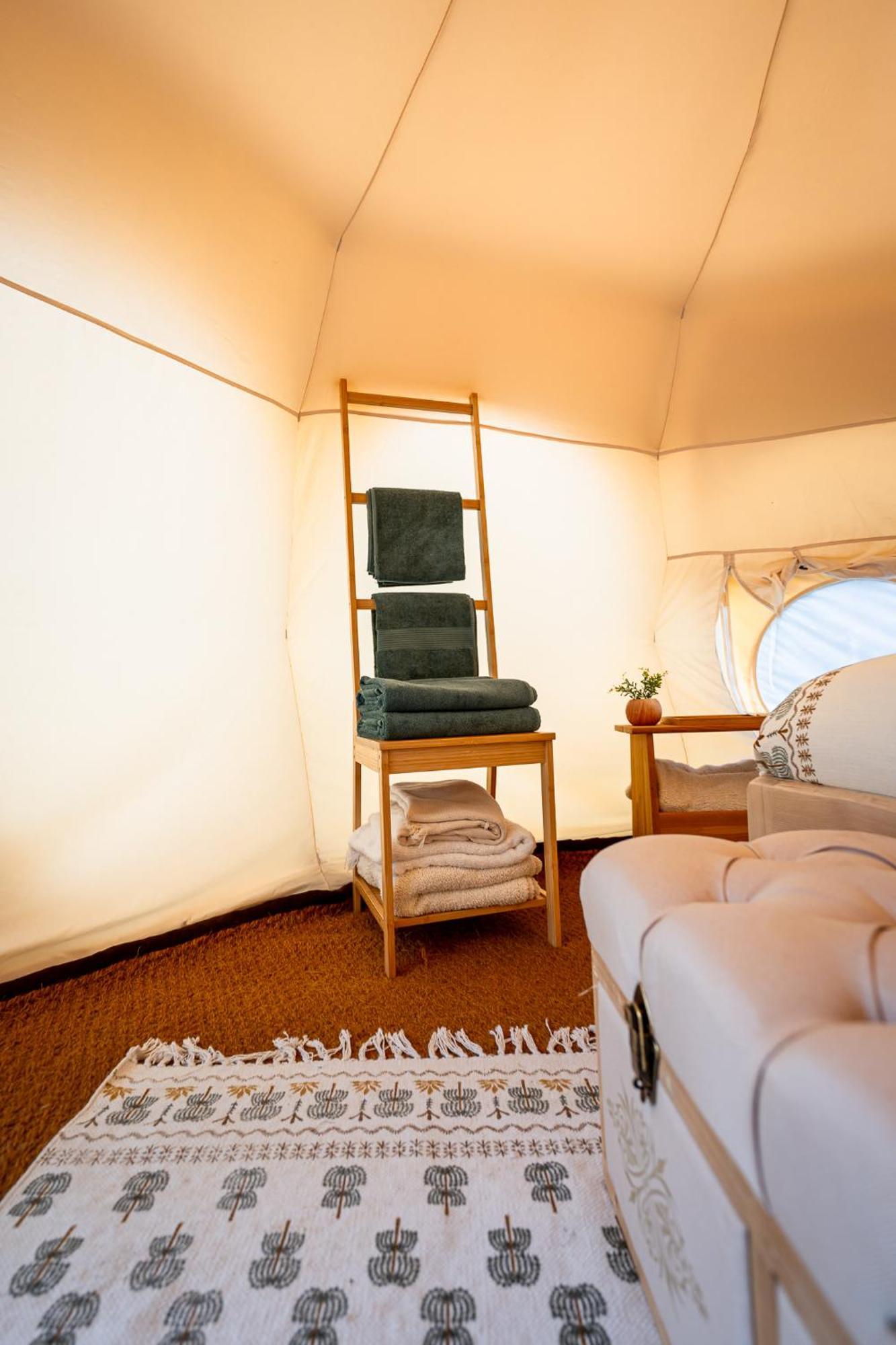 Hotel Glamping Gozdna Jasa Bovec Esterno foto